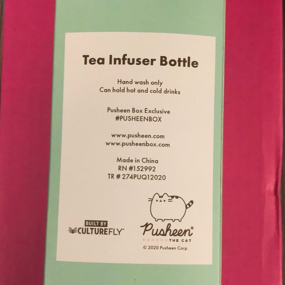 Glass Pusheen Tea Infuser Bottle